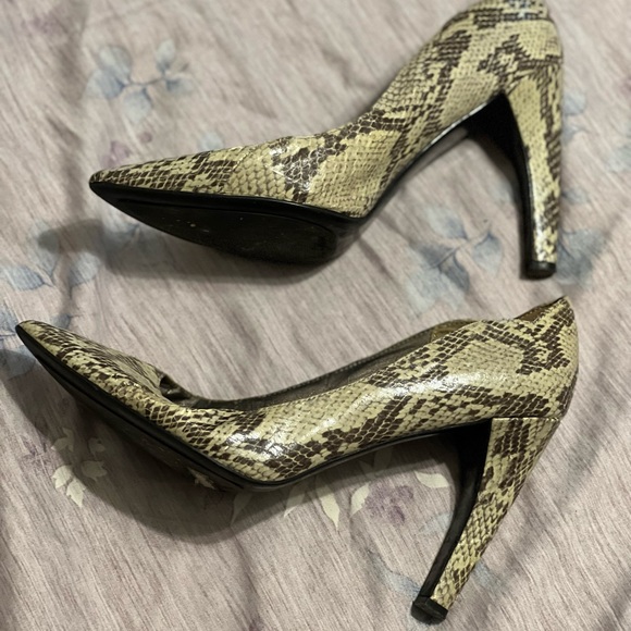 Sam Edelman Snakeskin Pumps - Picture 4 of 6